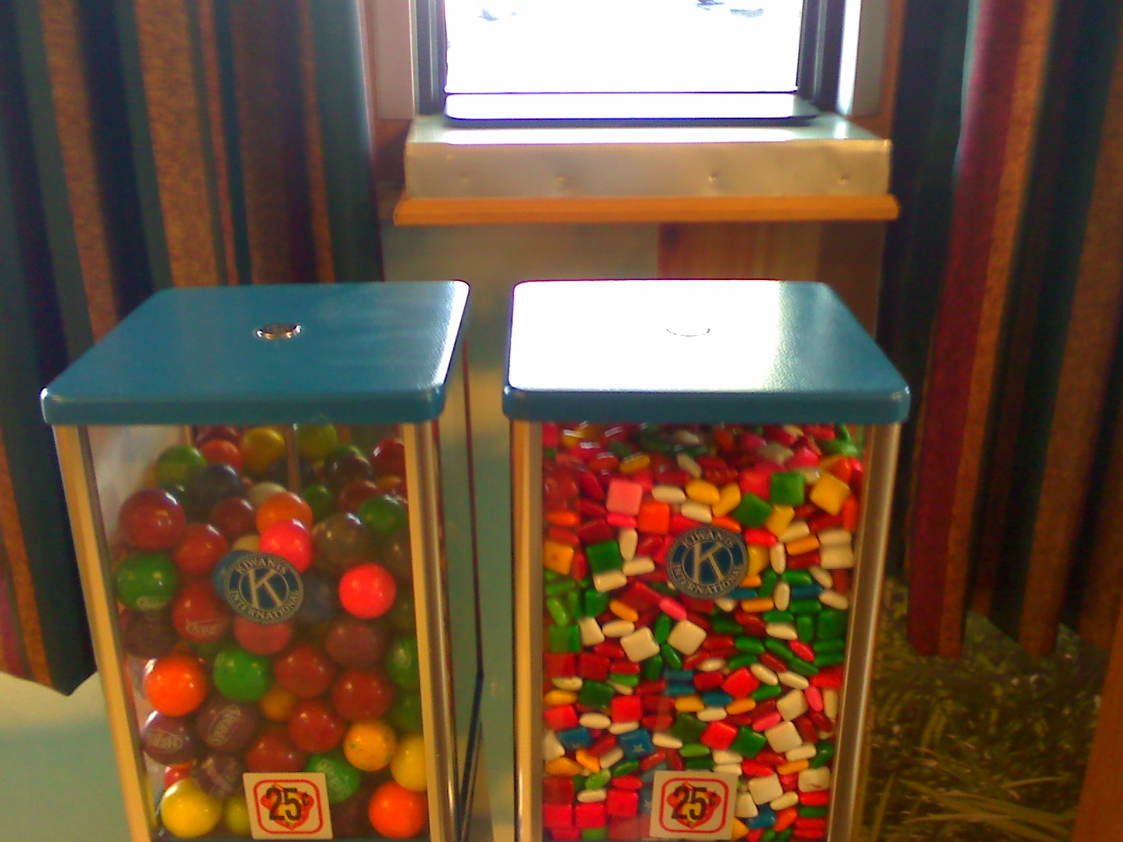 New Phone, Gum balls